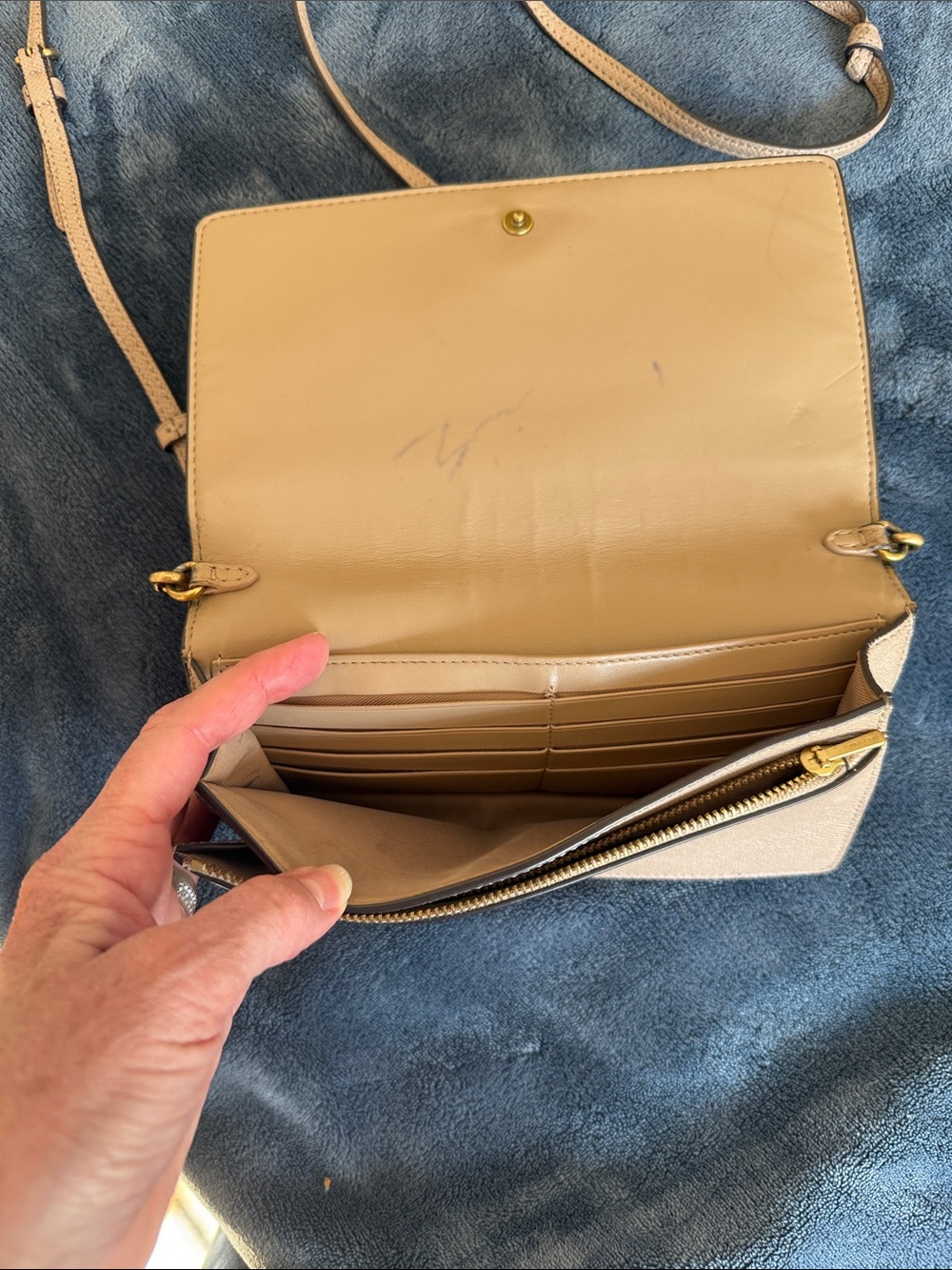 Coach Beige/Tan Crossbody Bag with Gold Hardware - Picture 2 of 4